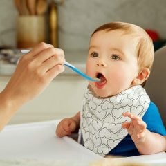 Munchkin Isı Göstergeli Yumuşak Uçlu Bebek Kaşıkları - BPA İçermez, 4 Aydan İtibaren, 4 Adet, Üst Raf Bulaşık Makinesinde Yıkanabilir