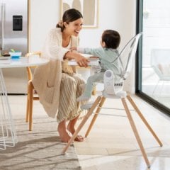 Munchkin 360° Dönen Modern Mama Sandalyesi