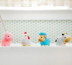 Munchkin Çiftlik Hayvanları Banyo Fışkırtma Oyuncağı – 4’lü Set, İnce Motor Gelişimini Destekler