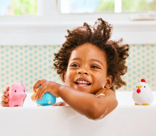 Munchkin Çiftlik Hayvanları Banyo Fışkırtma Oyuncağı – 4’lü Set, İnce Motor Gelişimini Destekler
