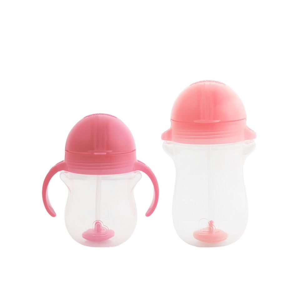 Munchkin Tıklama Kilitli Uçlu Pipetli  Alıştırma Bardağı 6ay+ 207 ml Pembe  ve 12ay+ 296 ml Pembe