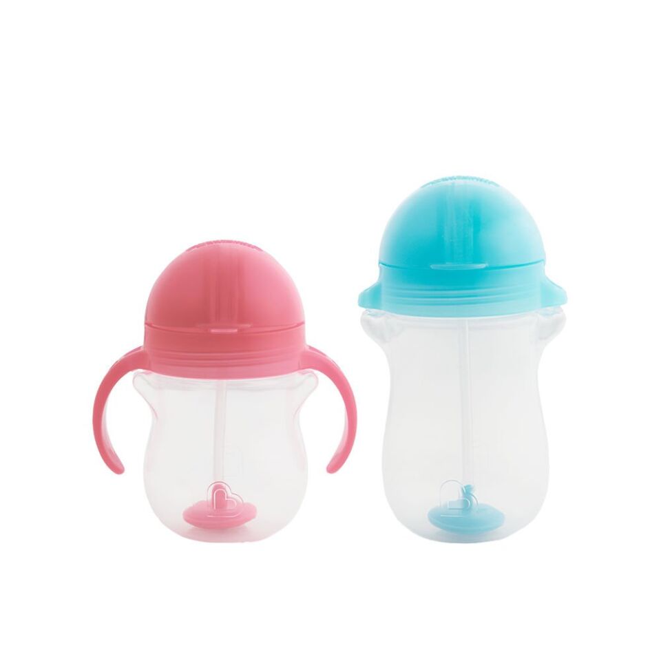 Munchkin Tıklama Kilitli Uçlu Pipetli  Alıştırma Bardağı 6ay+ 207 ml Pembe  ve 12ay+ 296 ml Mavi
